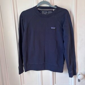 Women’s Patagonia P6 Label Organic Crew Sweatshirt Dark Blue Size Small